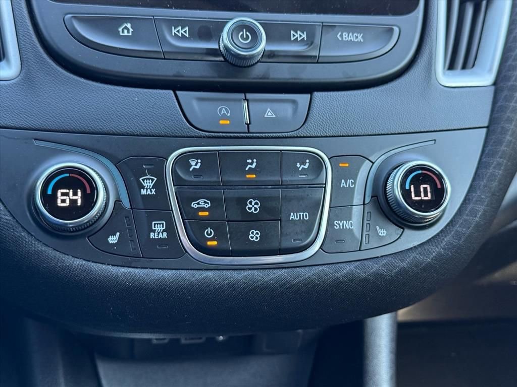 Used 2024 Chevrolet Malibu LT image 18