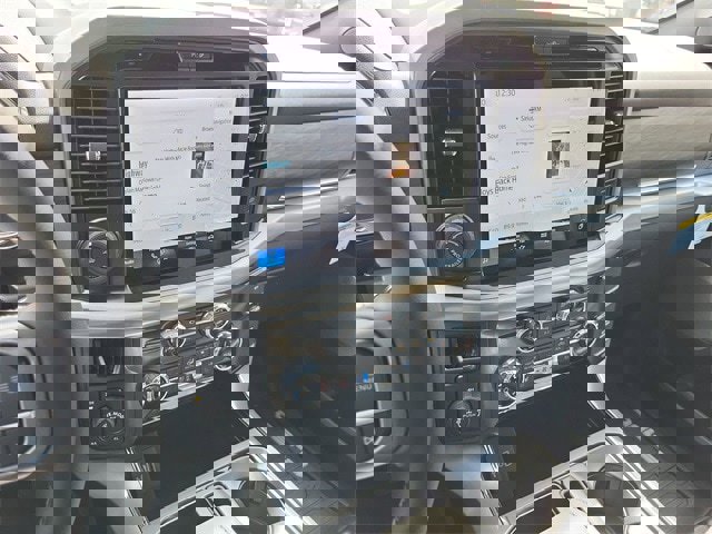 New 2025 Ford F150 Lariat w/ Equipment Group 501A Mid image 12