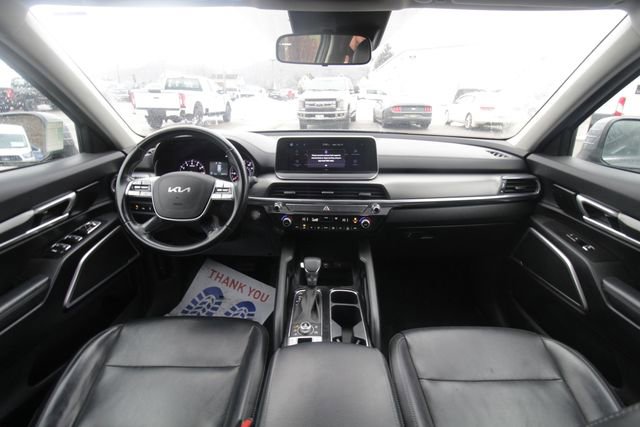 Used 2022 Kia Telluride LX image 32