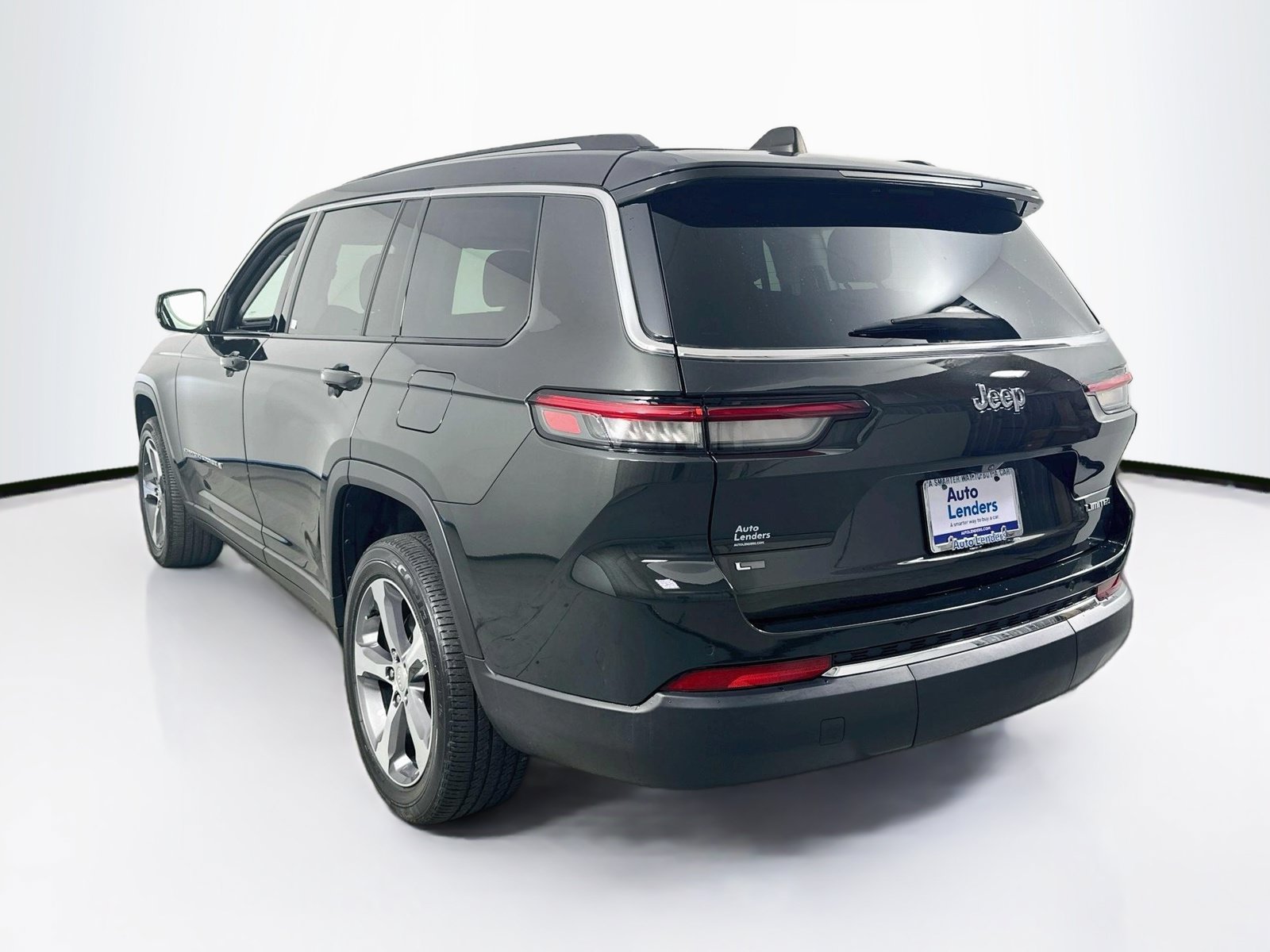 Used 2023 Jeep Grand Cherokee L Limited RWD image 7