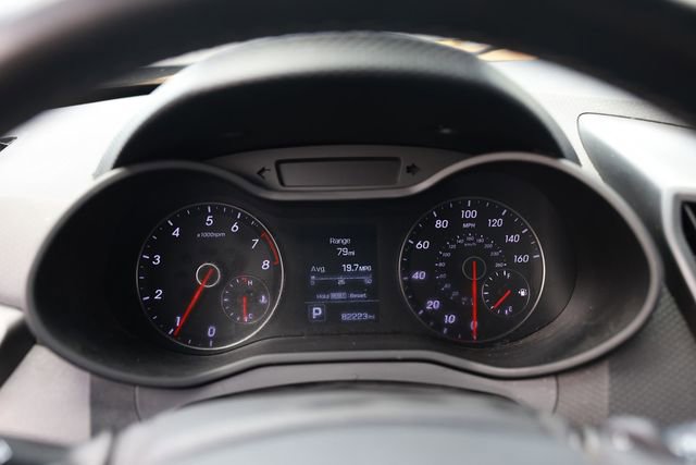 Used 2016 Hyundai Veloster Turbo image 32