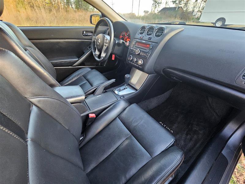Used 2008 Nissan Altima 3.5 SE w/ Premium Pkg image 8
