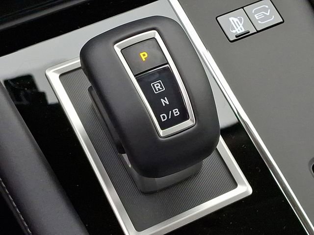 New 2025 Mitsubishi Outlander SE image 10