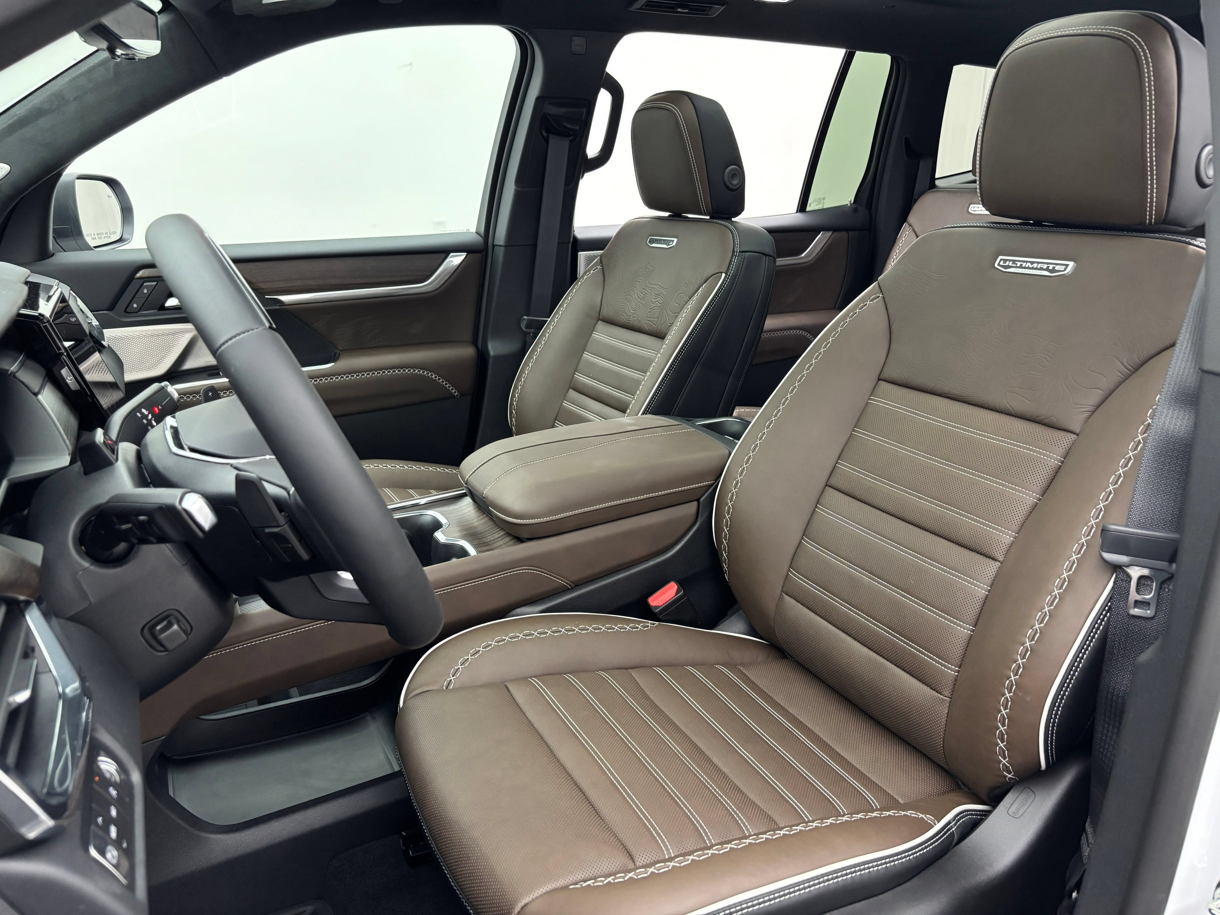New 2026 GMC Acadia Denali Ultimate w/ LPO, Floor Liner Package AWD/4WD image 22
