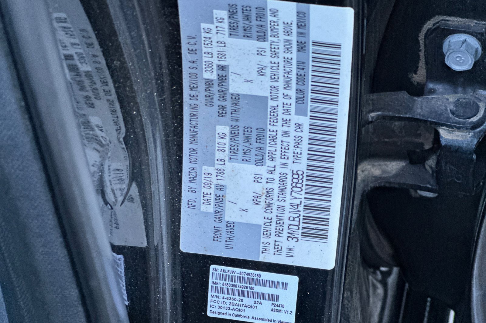 Used 2020 Toyota Yaris LE image 31