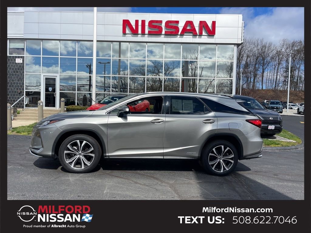 Used 2020 Lexus RX 450hL AWD w/ Premium Package image 2