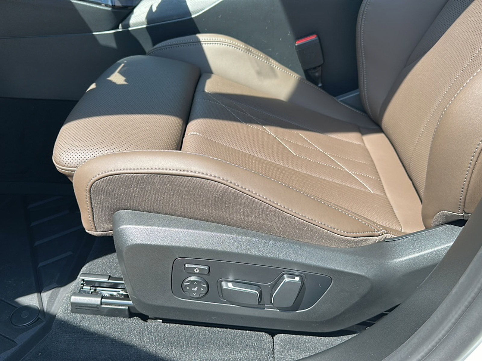 New 2026 BMW X3 xDrive30 w/ M Sport Package image 12