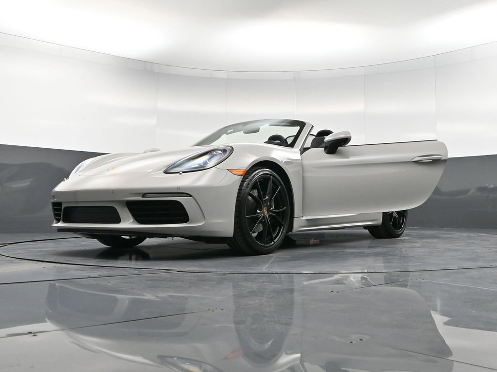 Certified 2025 Porsche 718 Boxster image 39