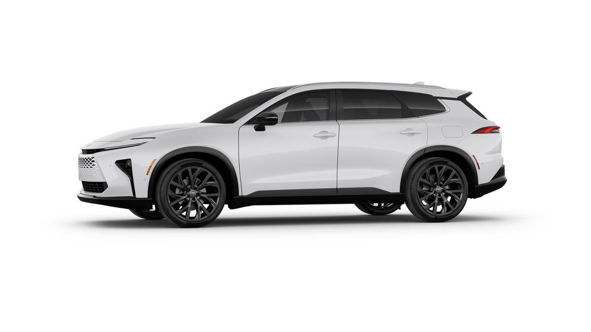 New 2025 Toyota Crown Signia image 3