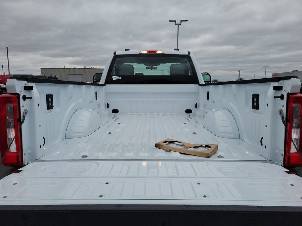 New 2026 Ford F350 XL w/ FX4 Off-Road Package image 12