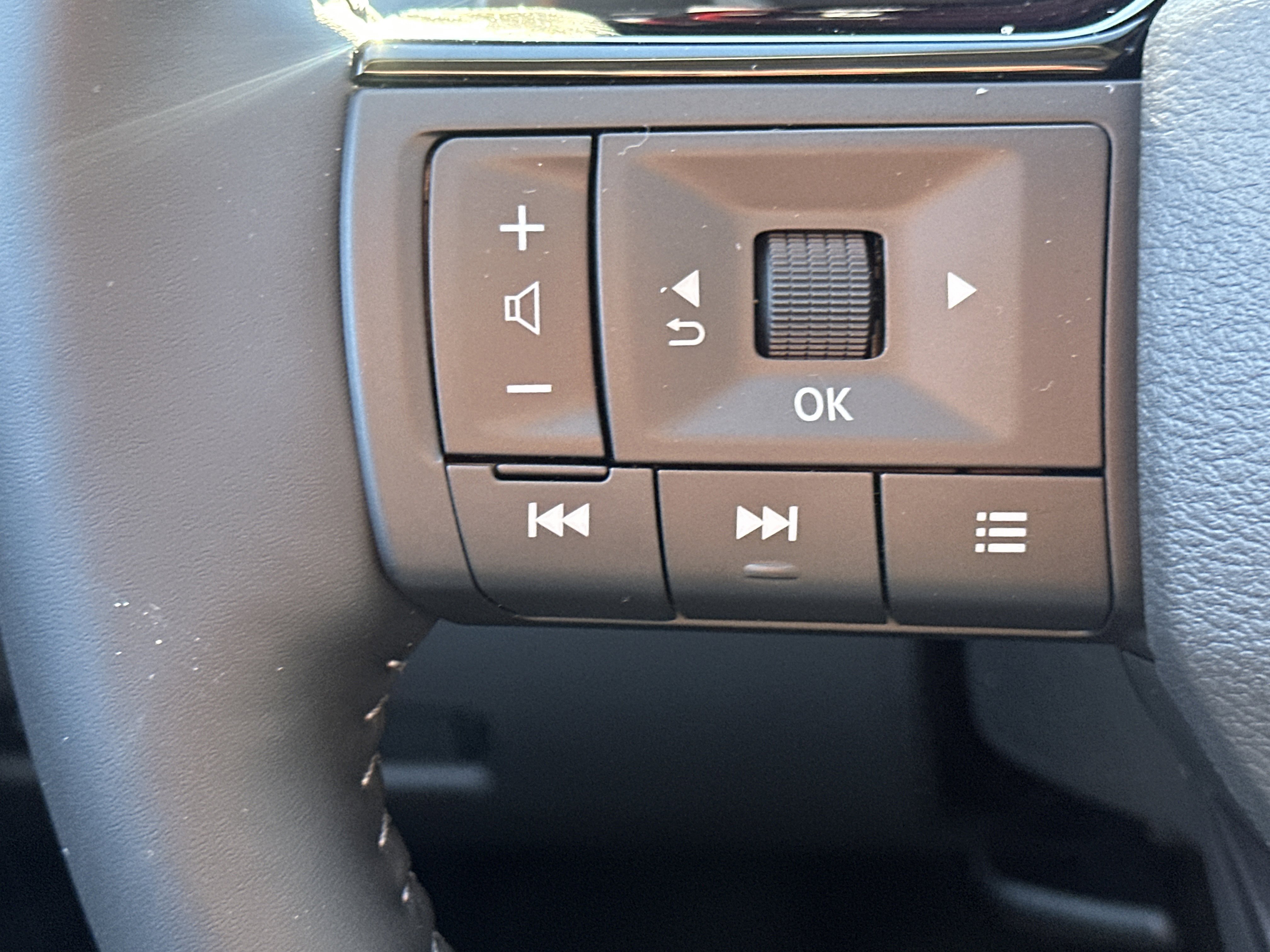 New 2026 Nissan Rogue Platinum w/ Platinum Premium Package image 26