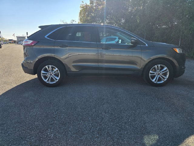 Used 2019 Ford Edge SEL w/ Equipment Group 201A AWD/4WD image 2