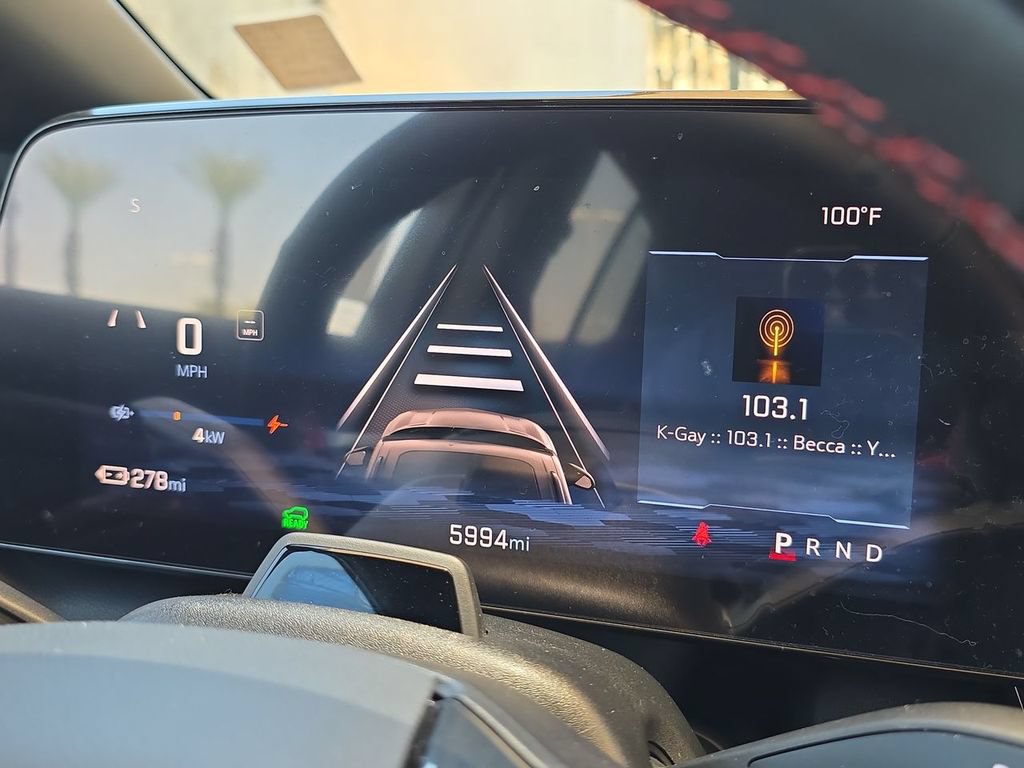 Used 2024 Chevrolet Equinox EV RS FWD image 12
