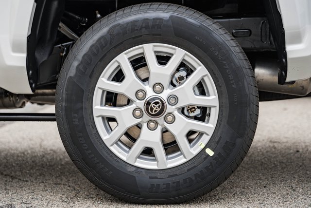 New 2025 Toyota Tacoma SR5 image 18
