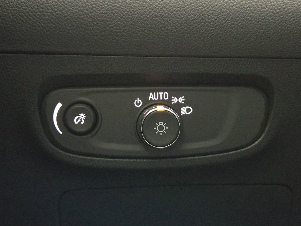 Used 2025 Buick Encore GX Preferred image 23