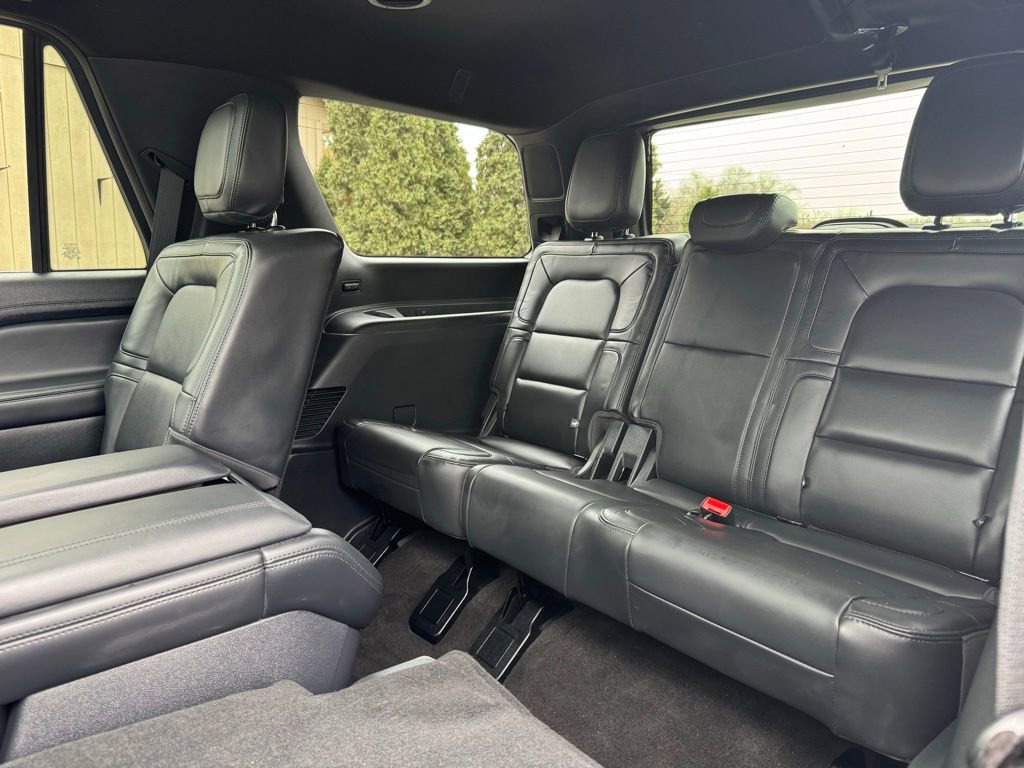 Used 2024 Lincoln Navigator Reserve w/ Equipment Group 201A AWD/4WD image 37