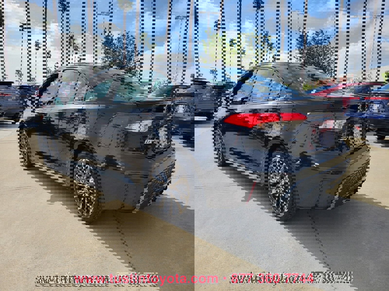 Used 2020 Toyota Corolla SE FWD image 5