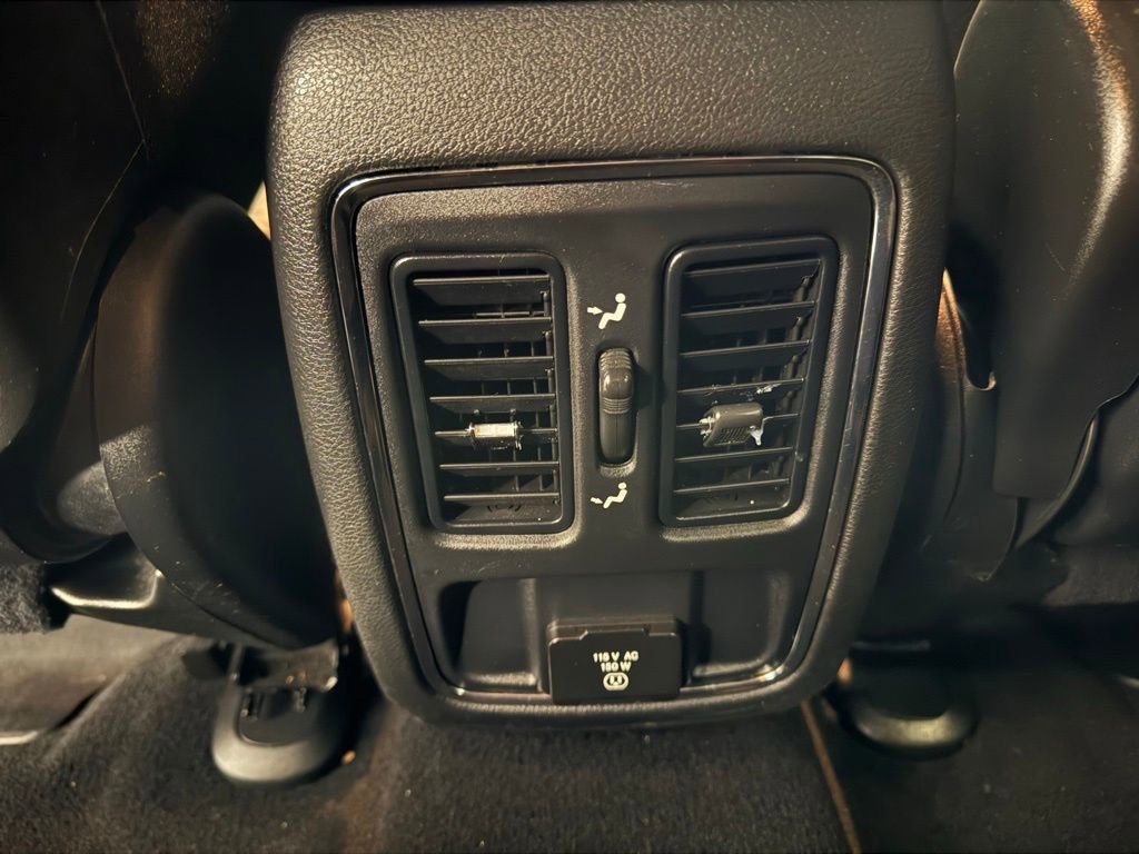 Used 2021 Jeep Grand Cherokee Laredo X image 15