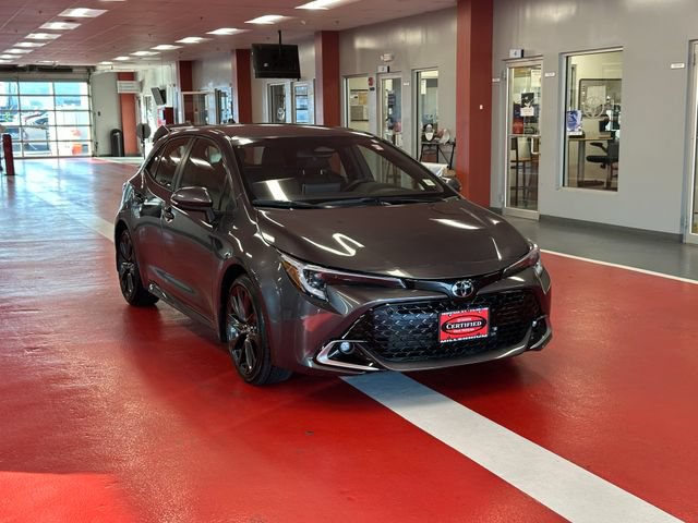 Certified 2025 Toyota Corolla XSE FWD image 2