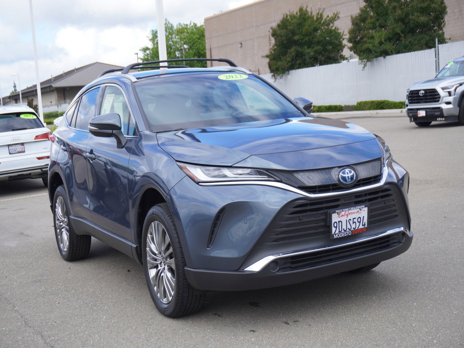 Used 2022 Toyota Venza XLE