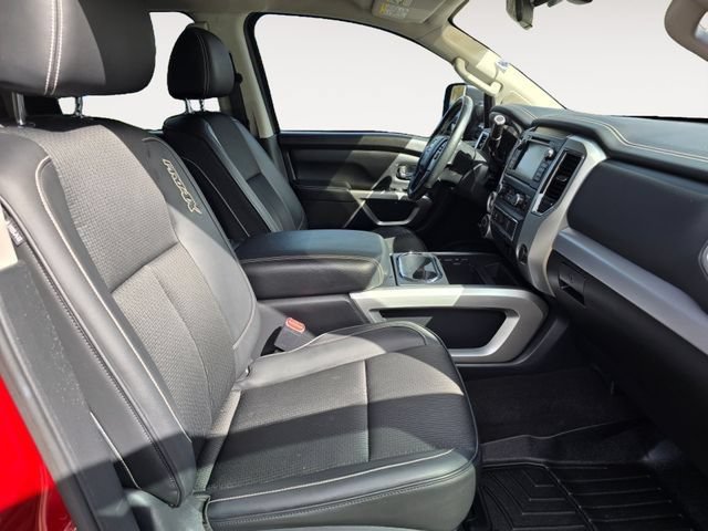Used 2019 Nissan Titan PRO-4X w/ Pro-4x Utility Package AWD/4WD image 14