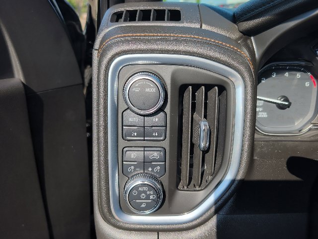 Used 2021 GMC Sierra 1500 AT4 w/ AT4 Value Package AWD/4WD image 19