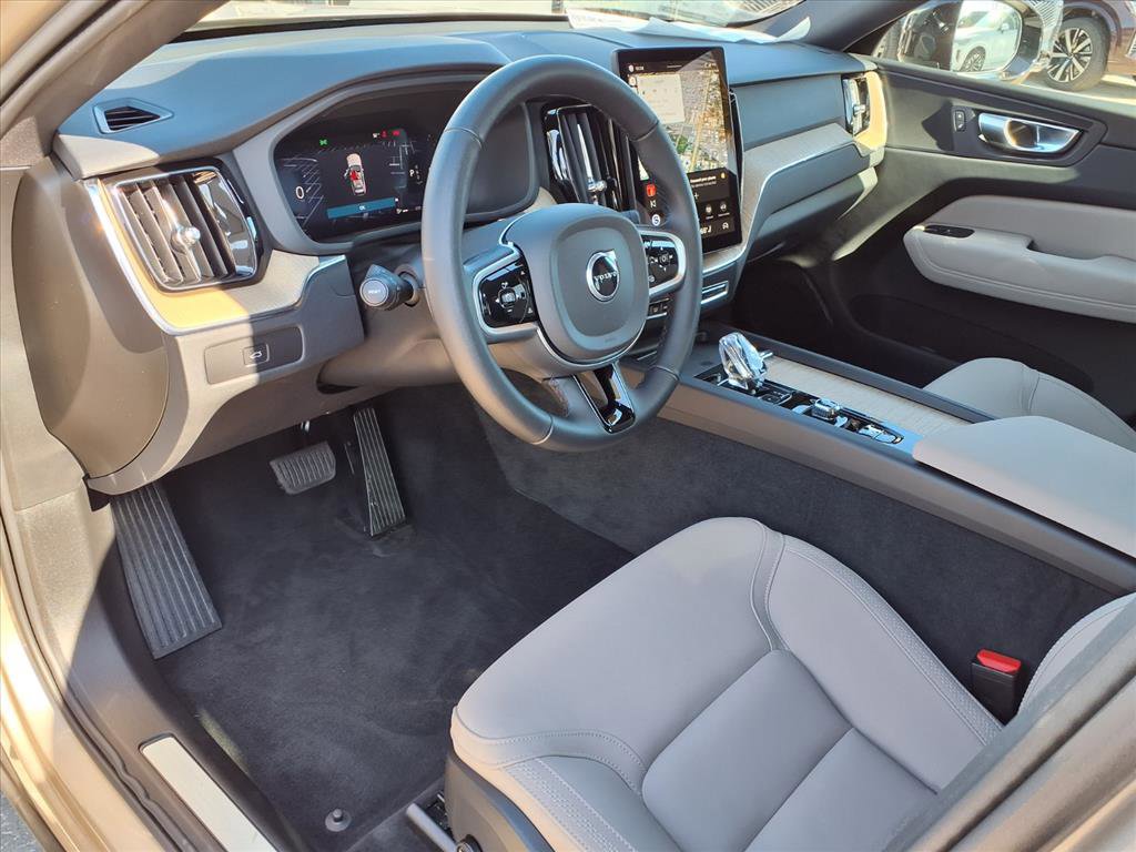 New 2026 Volvo XC60 B5 Core w/ Protection Package Premier AWD/4WD image 12