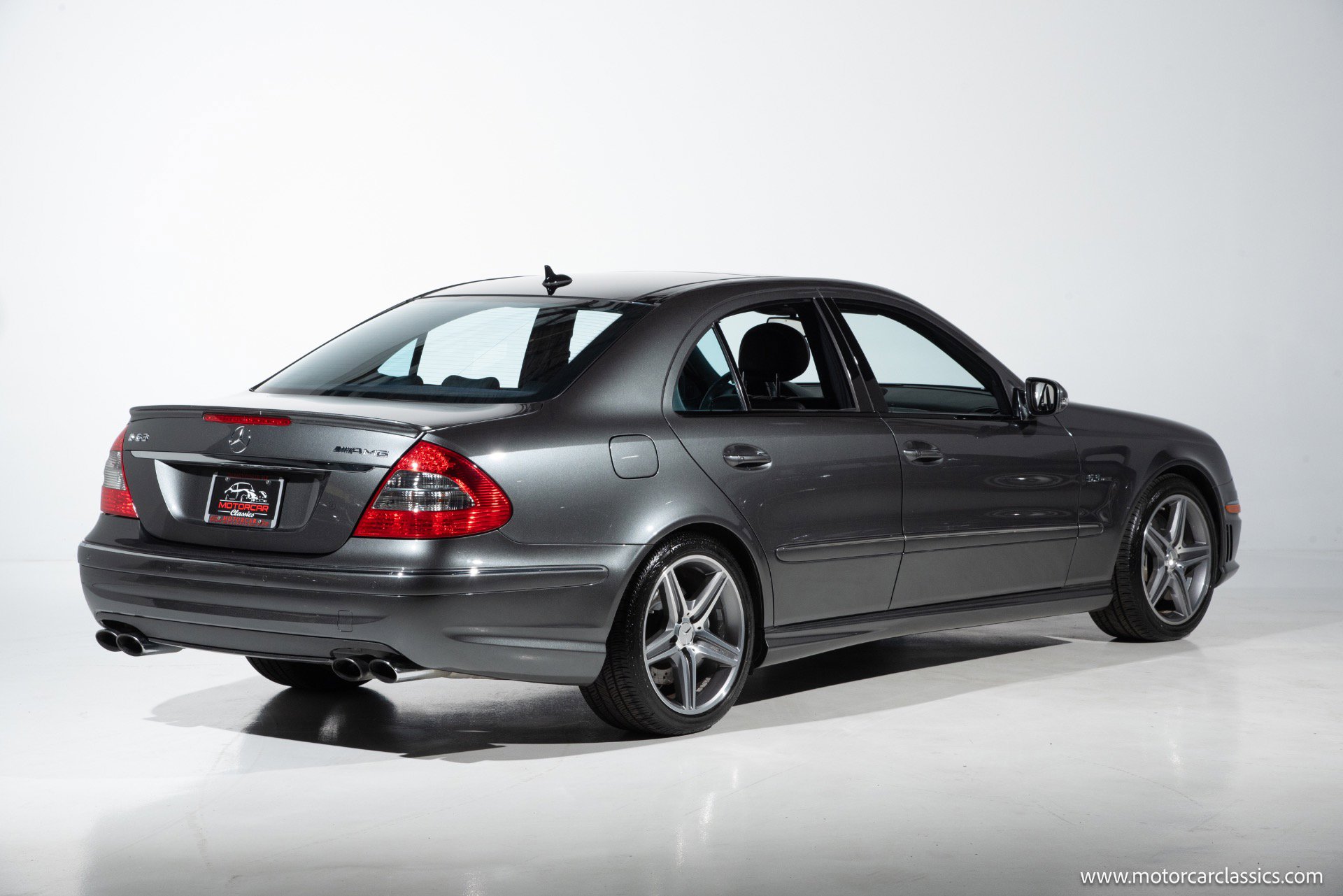 Used 2009 Mercedes-Benz E 63 AMG Sedan image 8