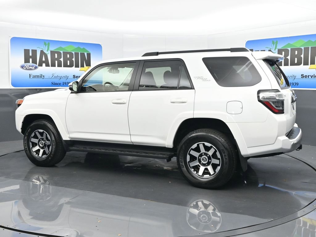 Used 2024 Toyota 4Runner TRD Off-Road Premium image 3