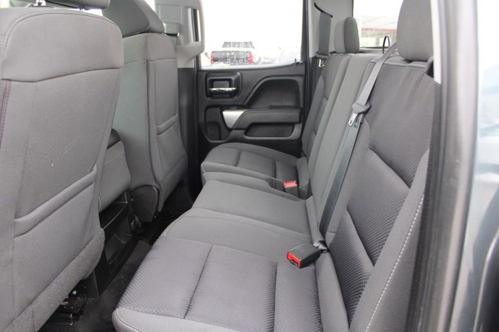 Used 2018 Chevrolet Silverado 1500 LT w/ All Star Edition image 24