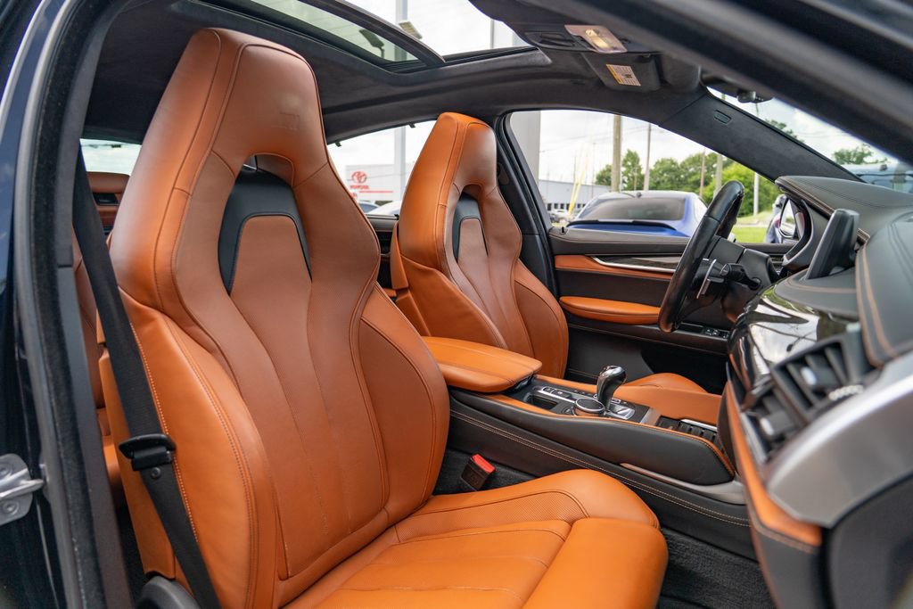 Used 2017 BMW X6 M AWD/4WD image 23