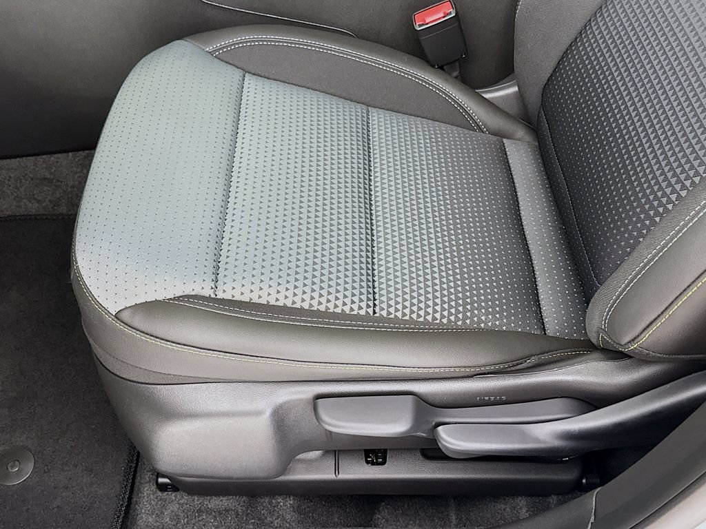 New 2026 Chevrolet Trax LT FWD image 21