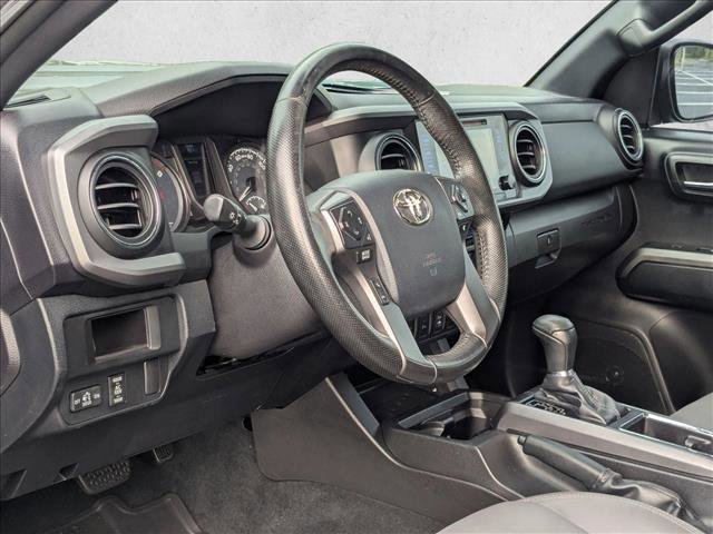 Used 2016 Toyota Tacoma TRD Sport w/ Premium & Technology Package AWD/4WD image 10
