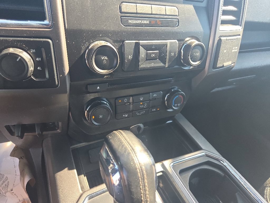 Used 2015 Ford F150 XLT w/ Equipment Group 301A Mid AWD/4WD image 21
