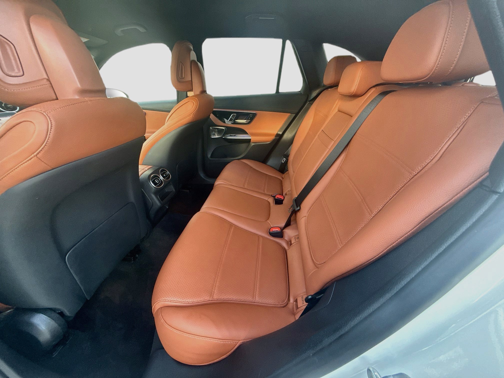 Used 2023 Mercedes-Benz GLC 300 w/ Pinnacle Trim Package image 24