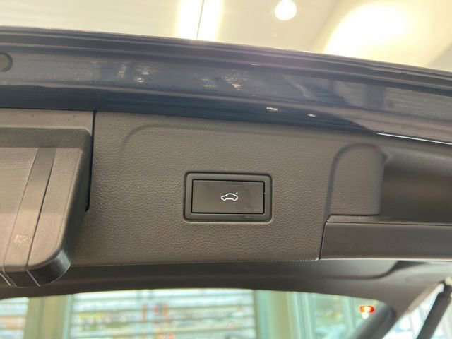 Used 2021 Volkswagen Atlas SE AWD/4WD image 19