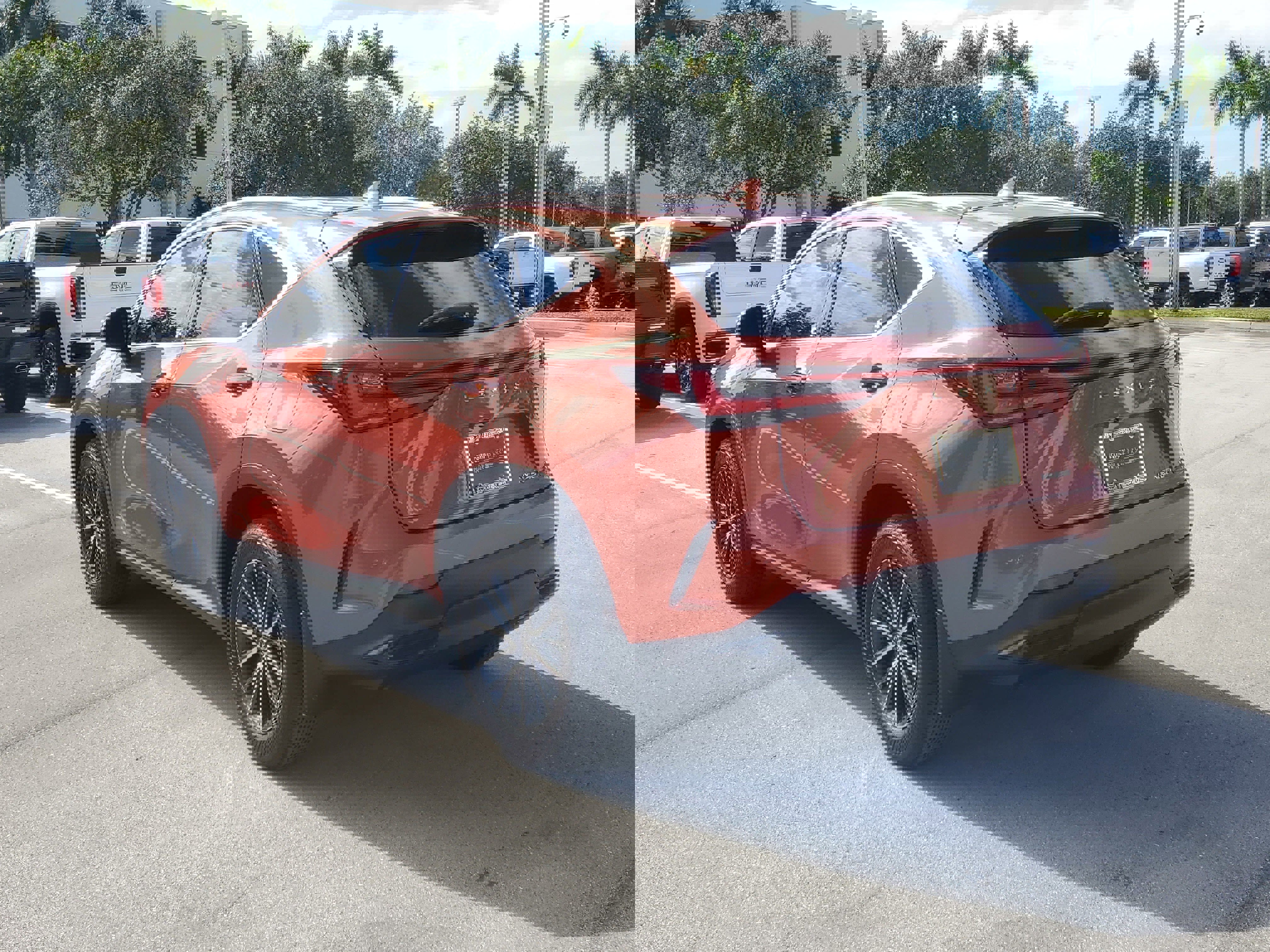 Used 2024 Lexus NX 250 FWD image 9