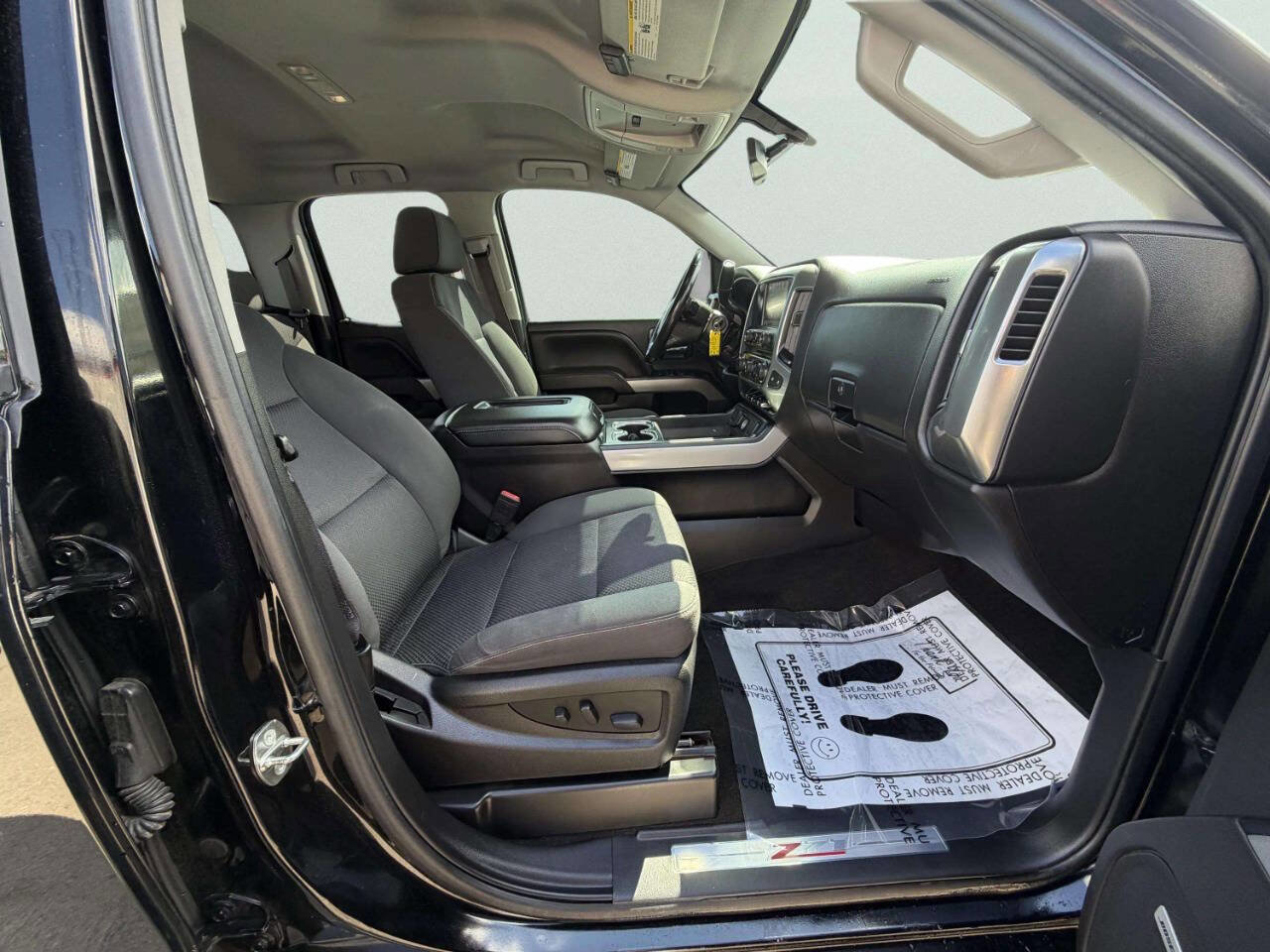 Used 2017 Chevrolet Silverado 1500 LT w/ Midnight Edition image 28