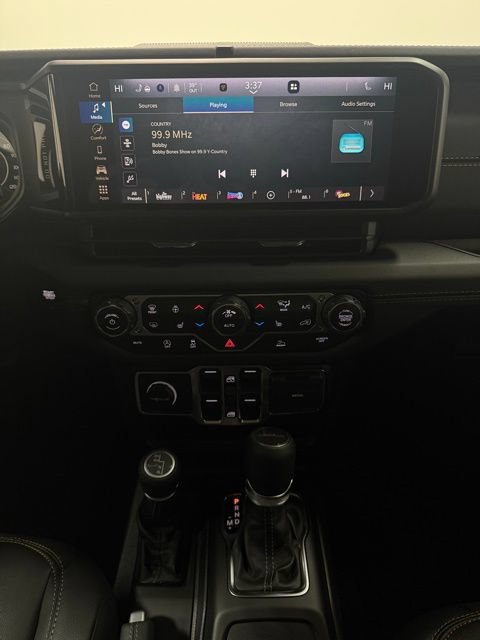 New 2026 Jeep Gladiator Sport AWD/4WD image 14