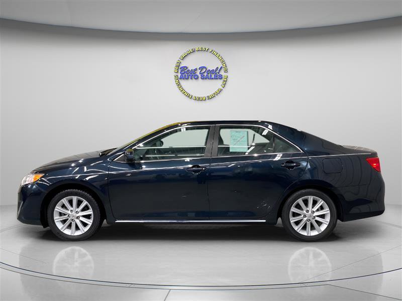 Used 2012 Toyota Camry XLE FWD image 2