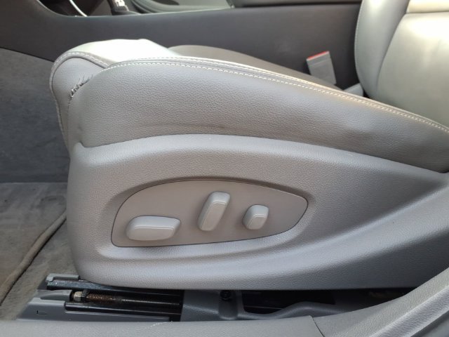 Used 2018 Chevrolet Impala LT w/ LT Leather Package FWD image 14