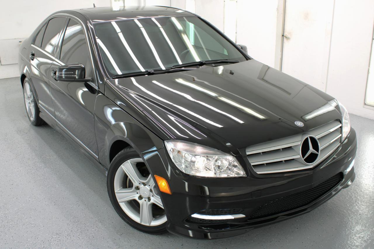 Used 2011 Mercedes-Benz C 300 Sedan image 28