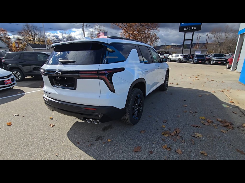 New 2026 Chevrolet Traverse LT w/ Midnight/Sport Edition image 8