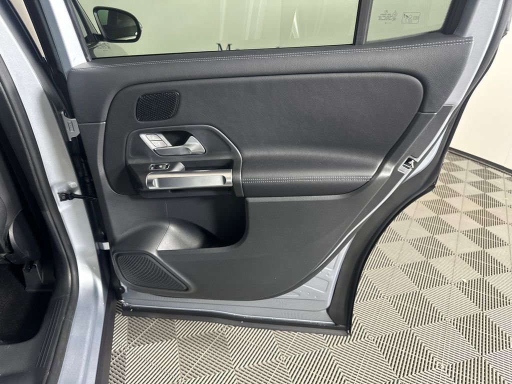 Certified 2025 Mercedes-Benz GLB 250 image 18