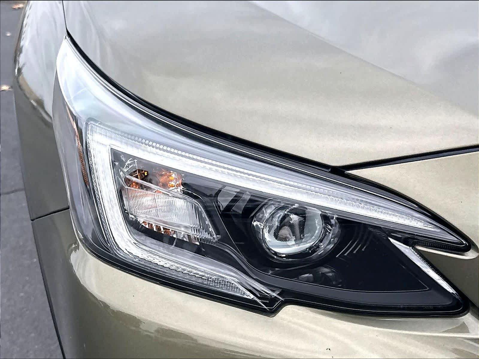 Used 2021 Subaru Outback Premium AWD/4WD image 32