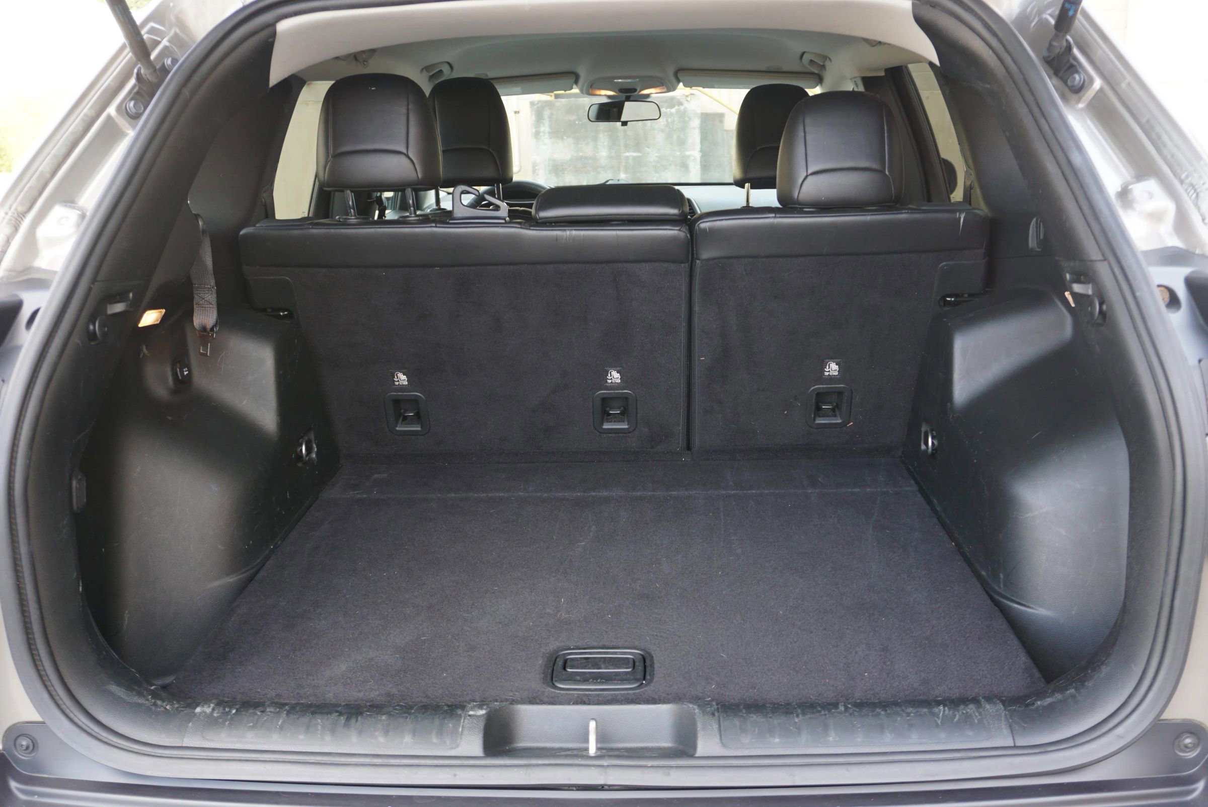 Used 2019 Jeep Cherokee Latitude Plus image 17