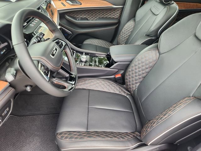 New 2026 Jeep Grand Cherokee L Summit w/ Obsidian Package AWD/4WD image 9