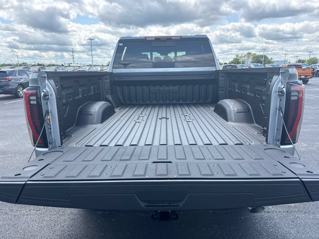 New 2026 GMC Sierra 2500 AT4 w/ AT4 Premium Plus Package AWD/4WD image 34