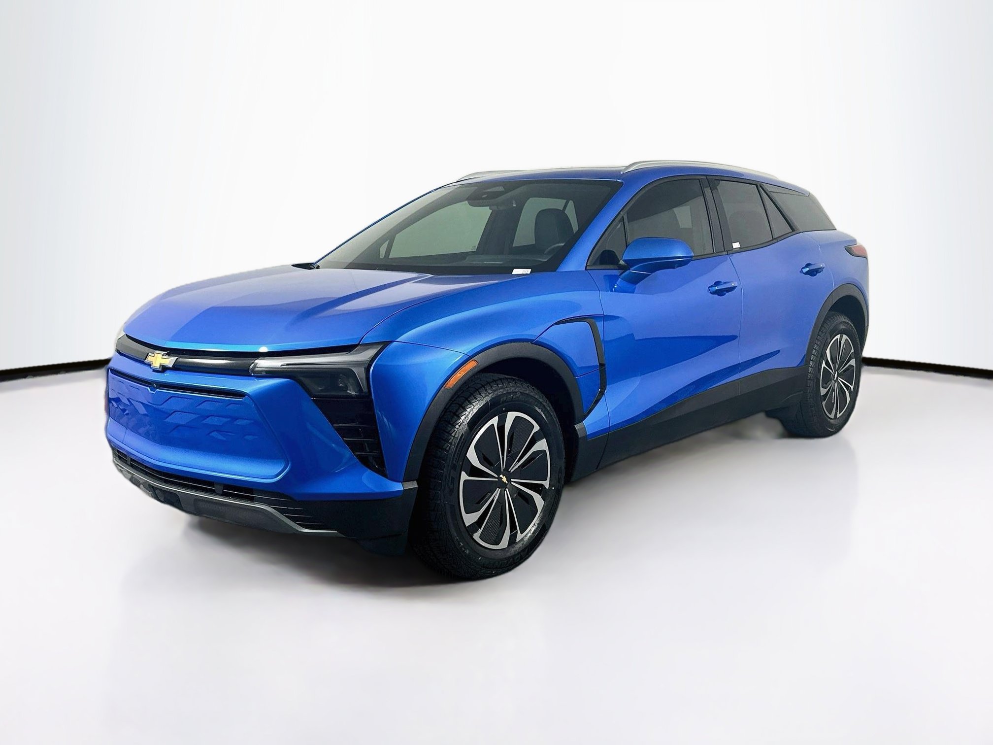 Used 2024 Chevrolet Blazer EV LT AWD/4WD image 3
