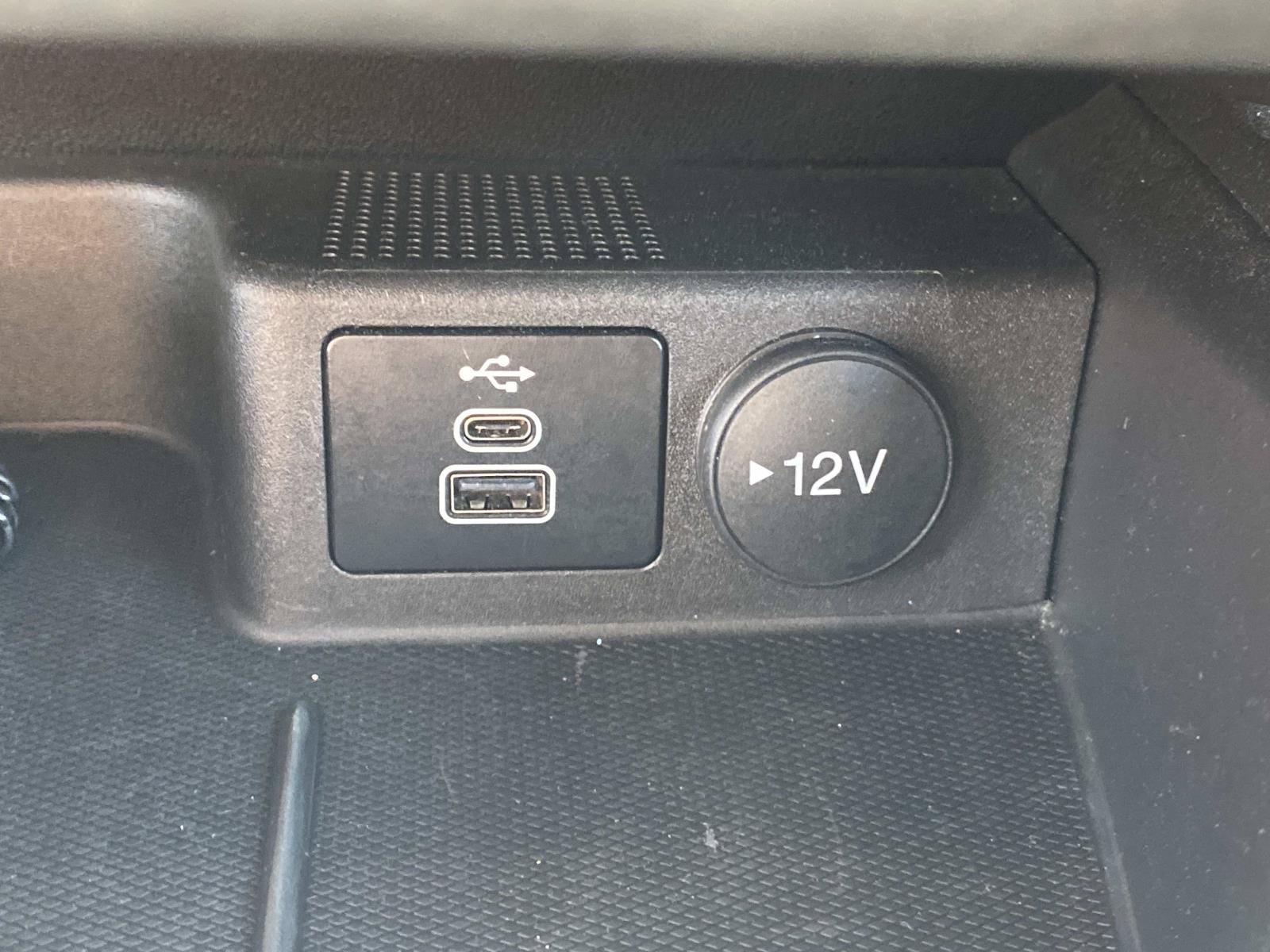 Used 2025 Ford Escape ST-Line FWD image 23